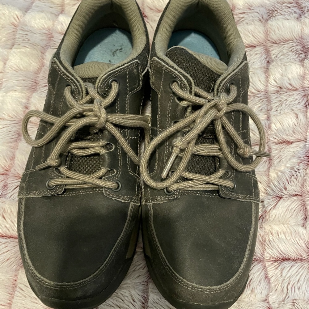 Merrill sneakers men’s good condition